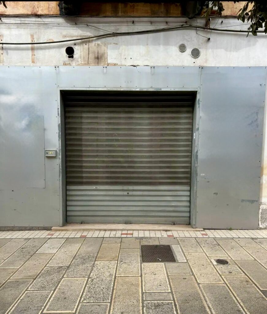 Ampio Locale Commerciale 71 mq – Ottima visibilità