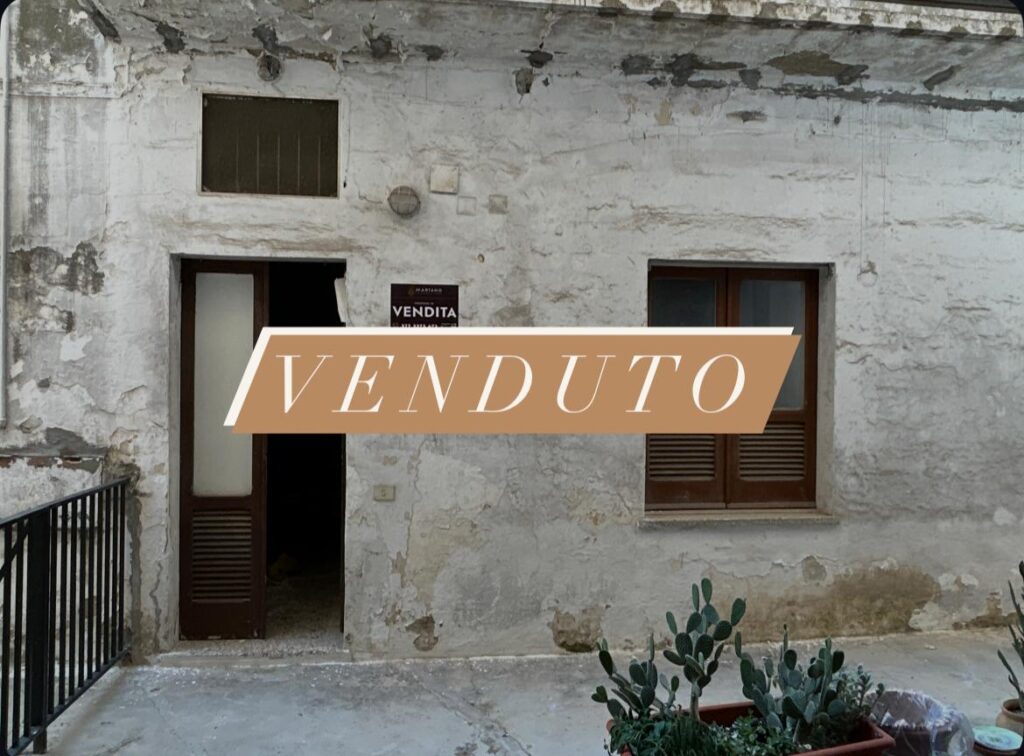 Bilocale da Ristrutturare a Grottaglie – Zona Centrale